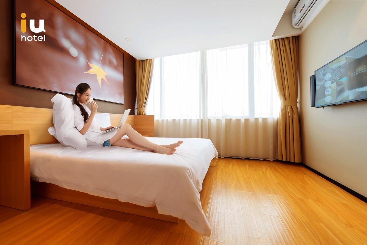 Iu Hotel Shenyang Railway Station Sk Transfer Center المظهر الخارجي الصورة