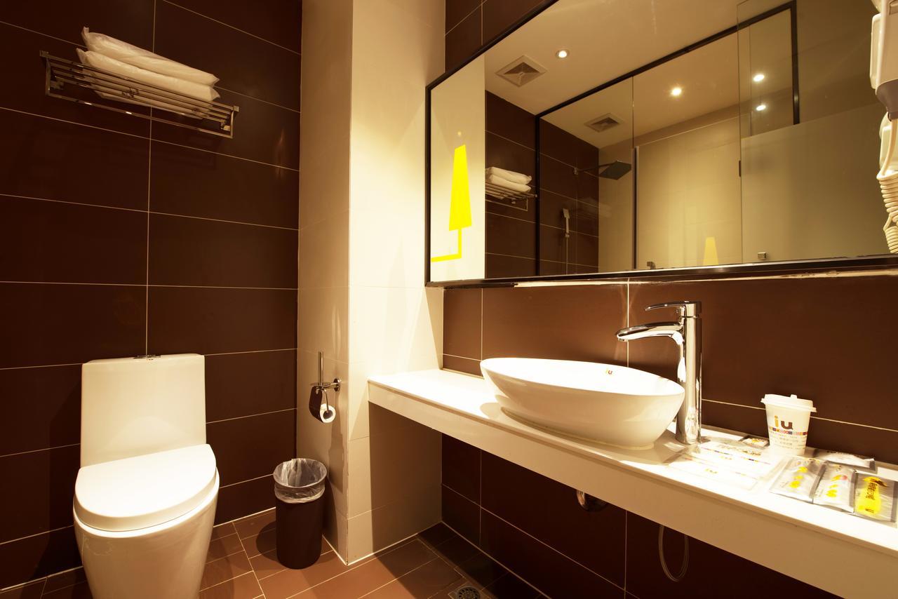 Iu Hotel Shenyang Railway Station Sk Transfer Center المظهر الخارجي الصورة