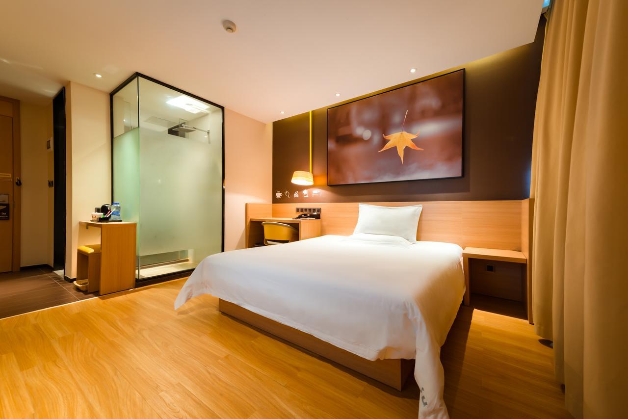 Iu Hotel Shenyang Railway Station Sk Transfer Center المظهر الخارجي الصورة